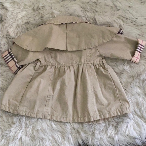 Super cute inspired coat - Picture 3 of 3